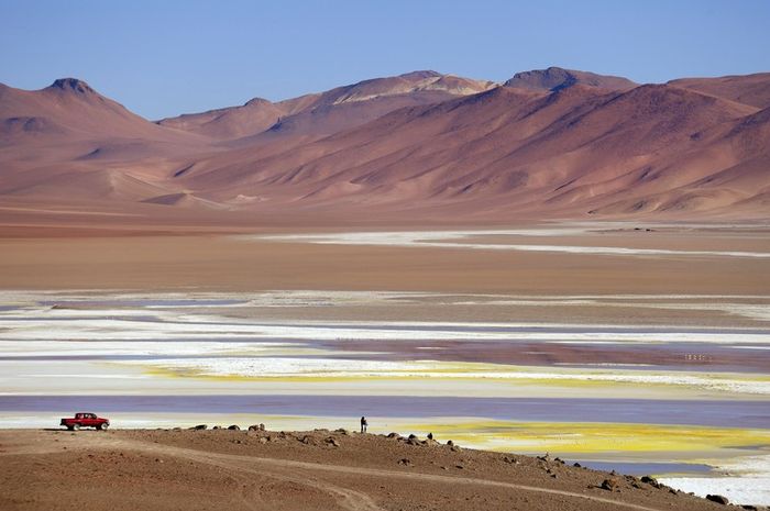 Deserto do Atacama, Chile Paisagens dramáticas como a do Atacama, combinadas com hotéis lindos e sup