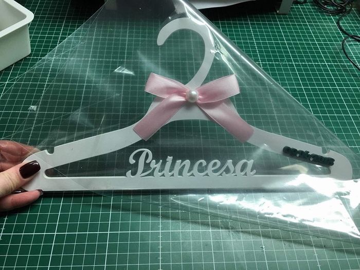 o cabide da minha menina das alianças que vai vestir se comigo