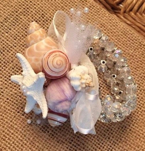 Corsage 2