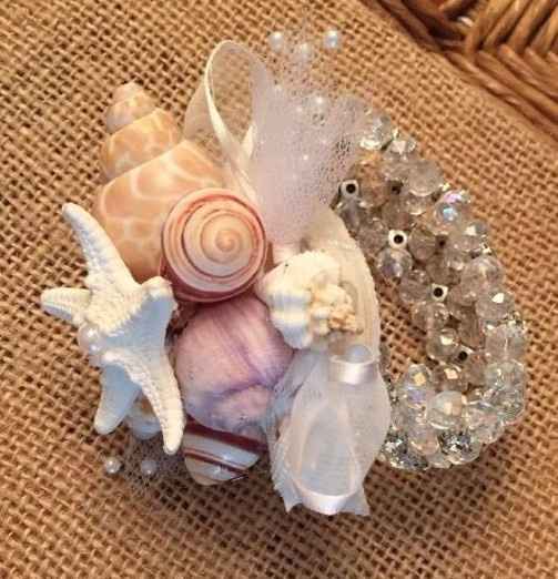 Corsage 2