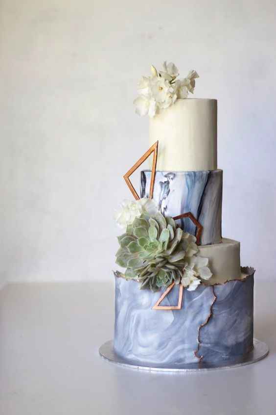 Bolo de casamento moderno 9