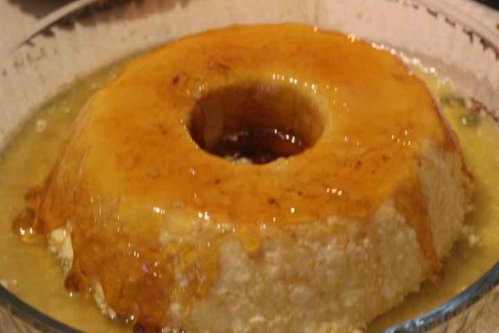 O belo pudim flan com ovos que somos fãs