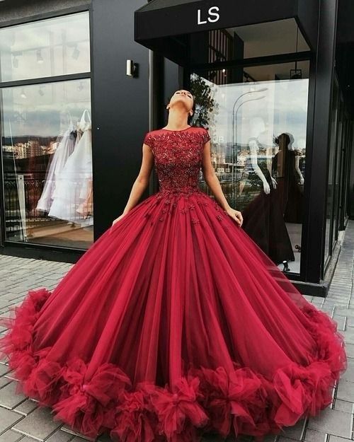 Vestidos de noiva para o mês Vermelho 2
