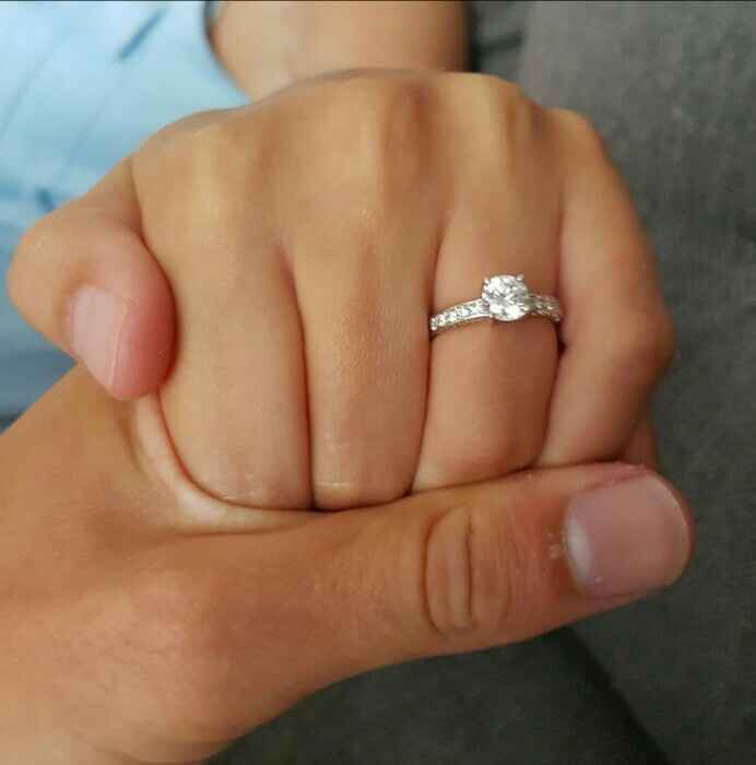 Bora partilhar o nosso anel de noivado? 💍😍 - 1