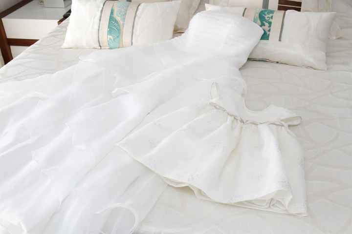 Meu vestido e vestido de batizado da minha filha