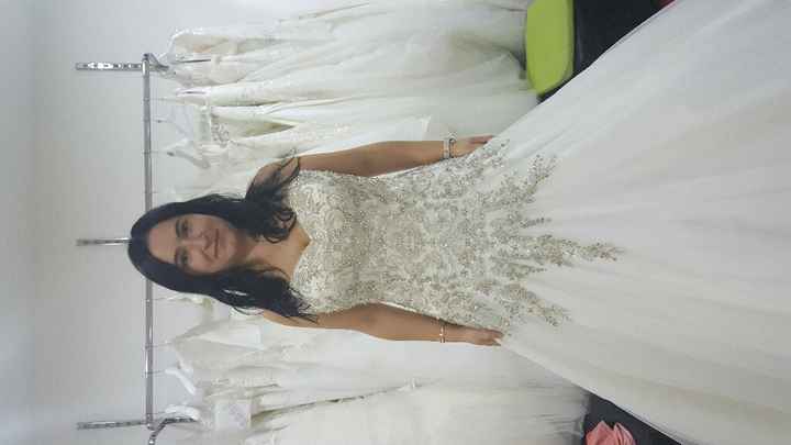 A busca do vestido!!! tou quase decidida!! lool - 5