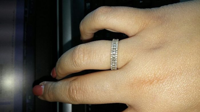 Mostrem os vossos aneis de noivado - 1