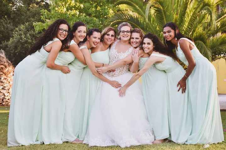 5 fotos imperdíveis com as tuas damas de honor - 1
