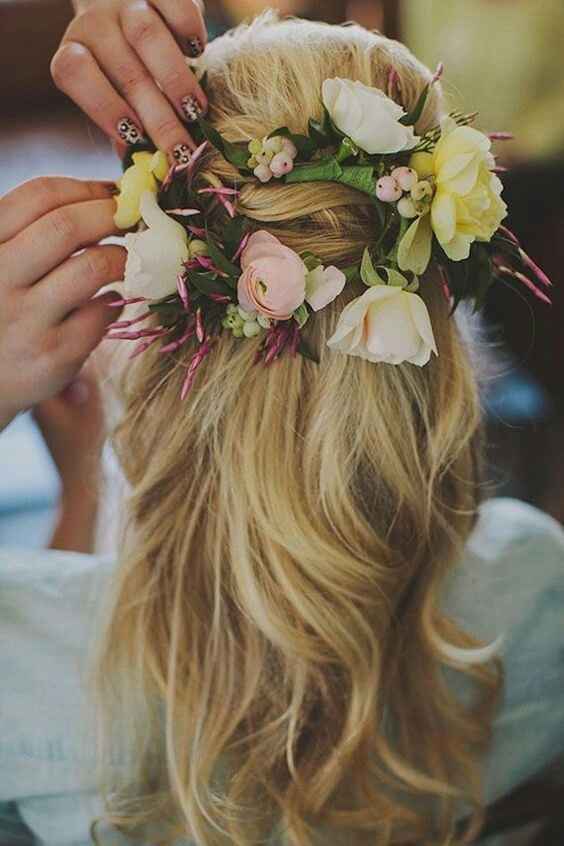Penteados: inspirações com flores - 1