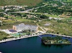 Hotel e ilha privativa