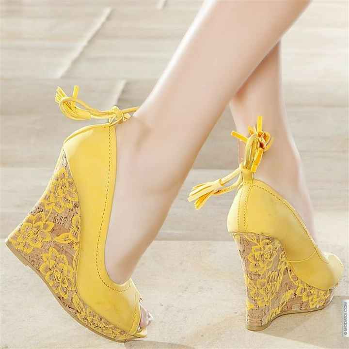 Sapatinhos para um look com amarelo 🤗🤗 - 9