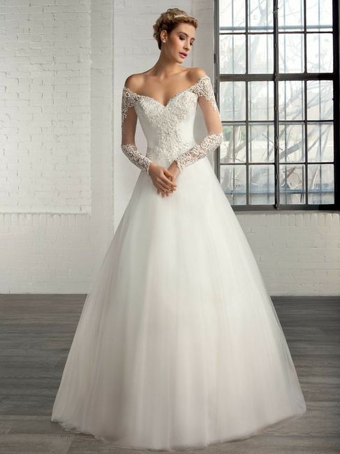 Vestido de noiva com ou sem cauda? 1