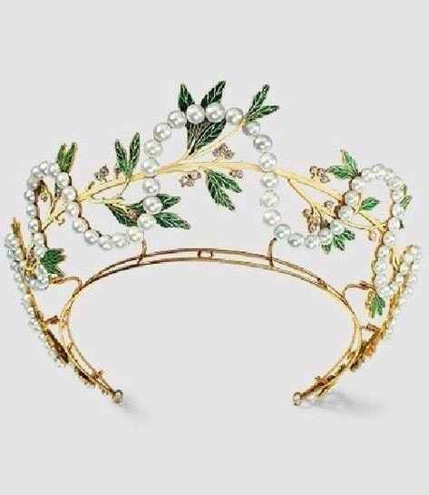 Tiara 3