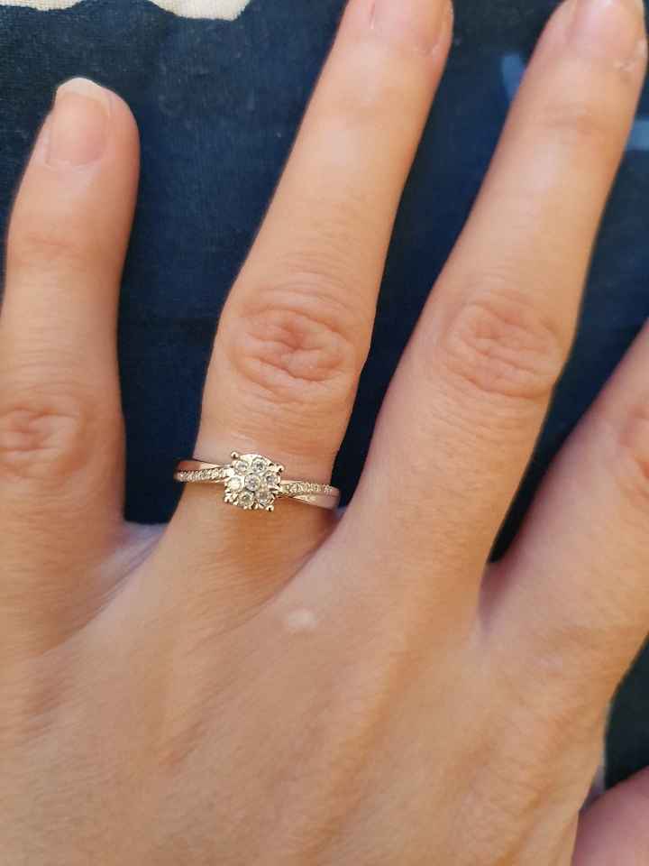 Bora partilhar o nosso anel de noivado? 💍😍 - 1