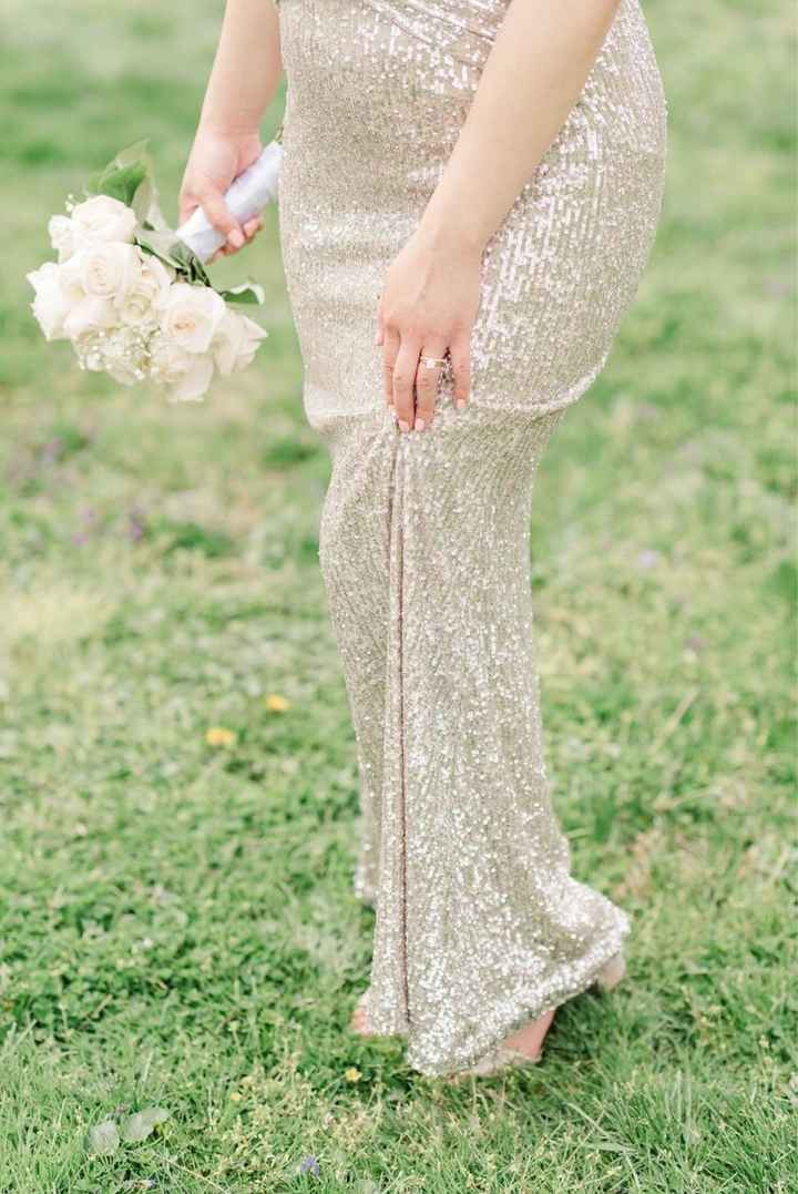Vestido dourado... Que buquê escolher? - 1