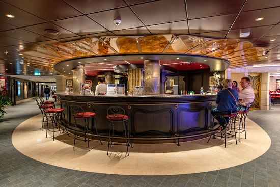 Aquele em que marcamos a lua de mel - 9