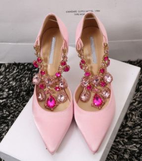 sapatos com brilhantes