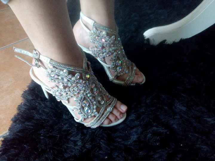 Os sapatos + um check - 2