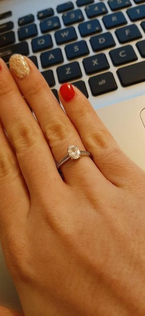 Bora partilhar o nosso anel de noivado? 💍😍 11