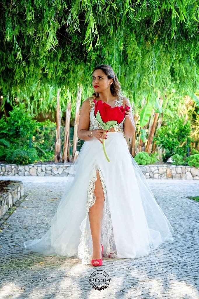 10 vestidos de noiva com racha...qual preferes? 👰 - 1