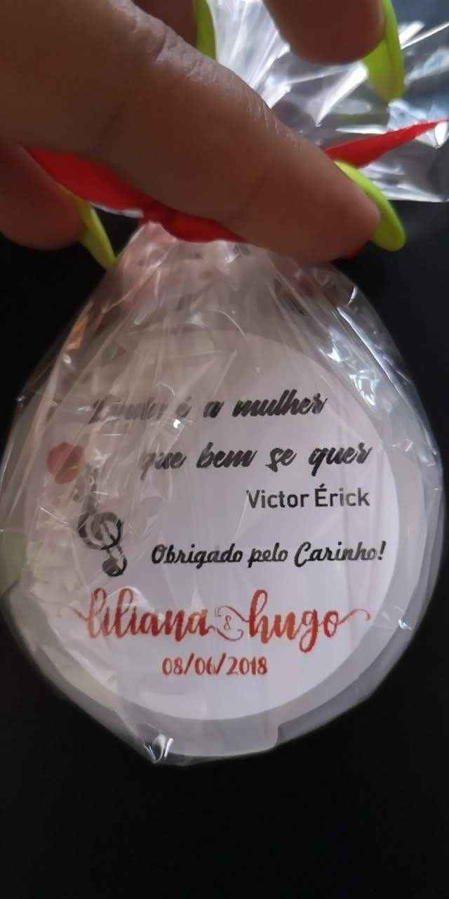 "Linda é a mulher que bem se quer" Victor Érick