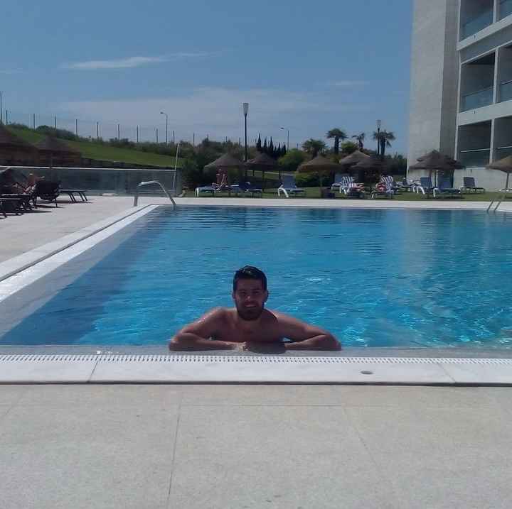 Ama a piscina hahahaha