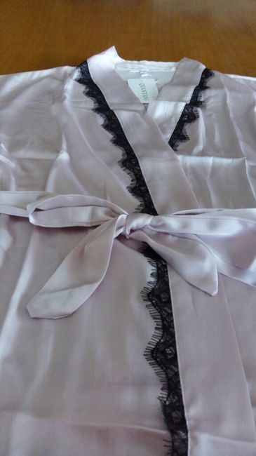  Robe - 1