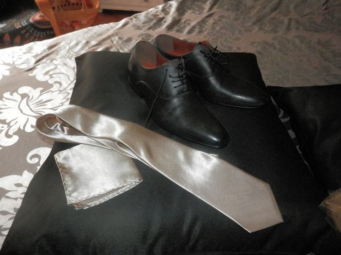 Groom's stuff