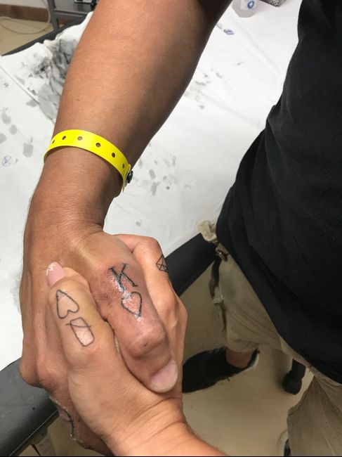 Tatuagens em conjunto - 1