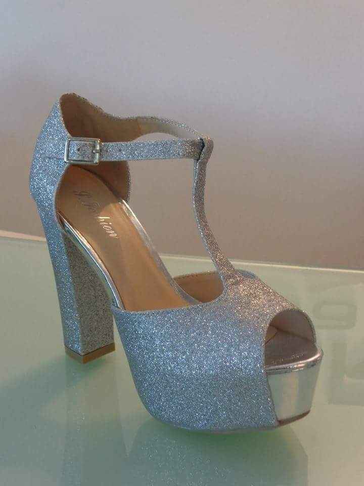Operação Cinderela: mostrem os vossos verdadeiros sapatos - 1