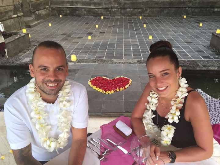 Tirada com o selfiestick no pedido de casamento em Bali....hahaha