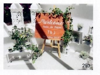 A entrada vai tar esta placa com os acessórios que vemem em volta (plava vai ser escrita em 2 lingua