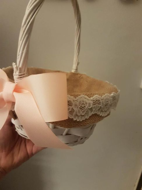 cestos para as meninas das alianças e flores
