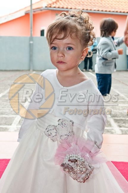 A menina das alianças