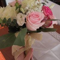 Quais flores escolhes para um ramo de noiva branco? - 1