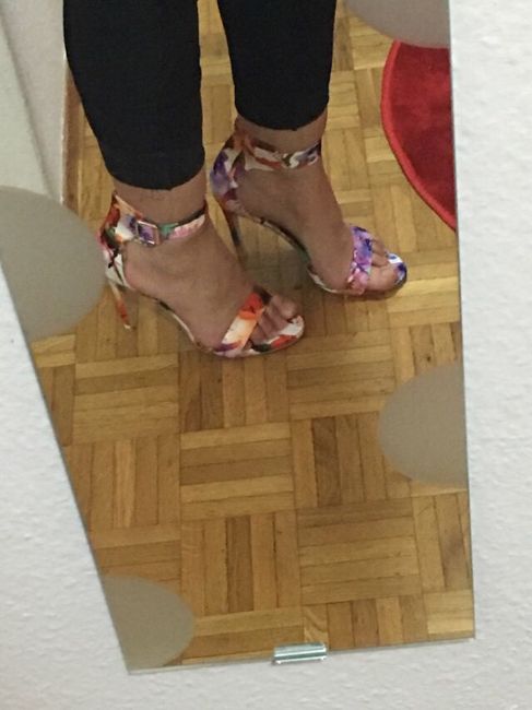 Operação Cinderela: mostrem os vossos verdadeiros sapatos - 1