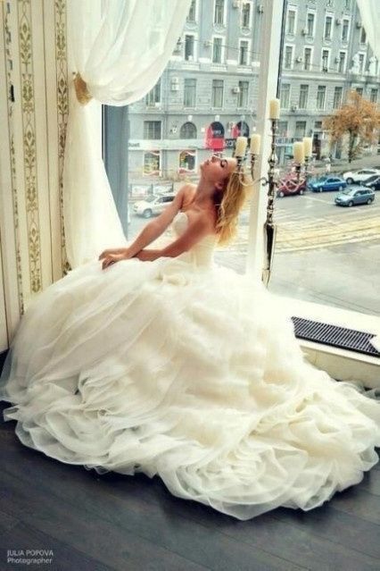 vestido pomposo