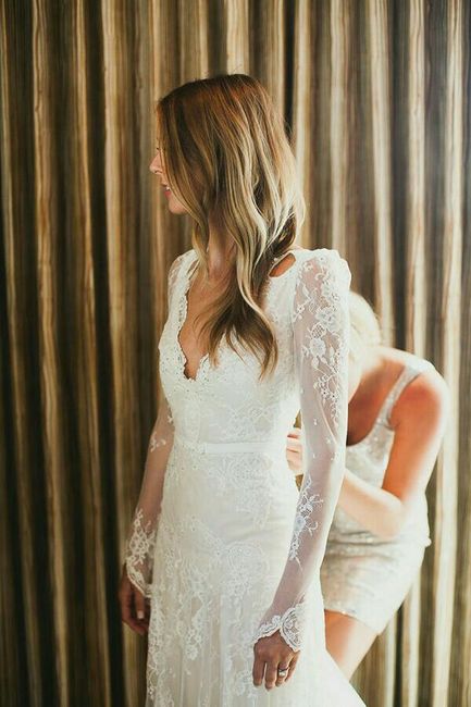 Com qual destes vestidos subiriam ao altar? - 1