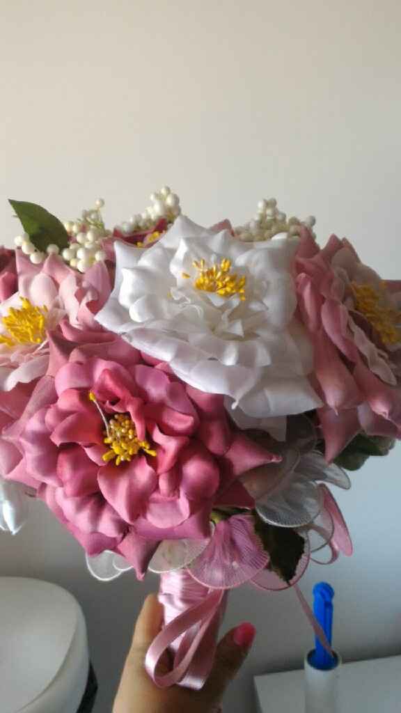 Bouquet de flores falsas - 1
