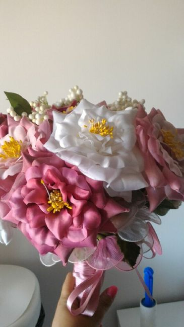 Bouquet de flores falsas - 1