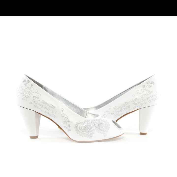 Escolhe UNS SAPATOS para o teu look de 👰 - 2