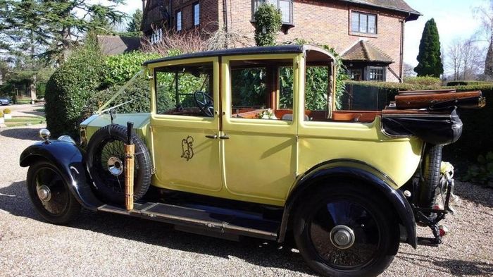 Carros de casamento amarelo 3