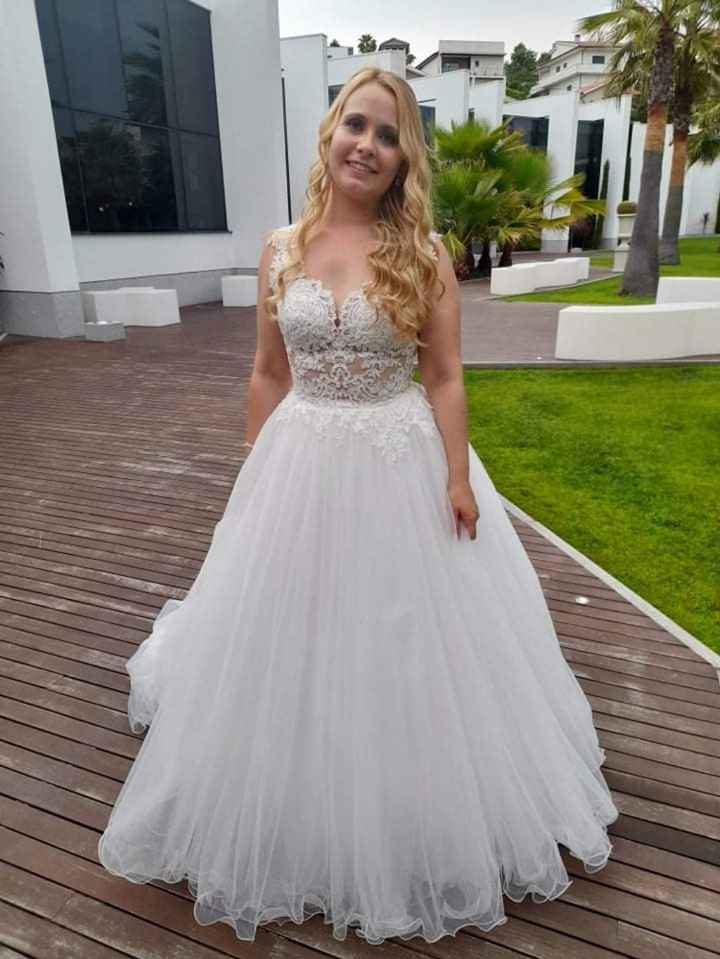 Preferem vestidos justos ou os ditos vestidos “princesa”? - 1