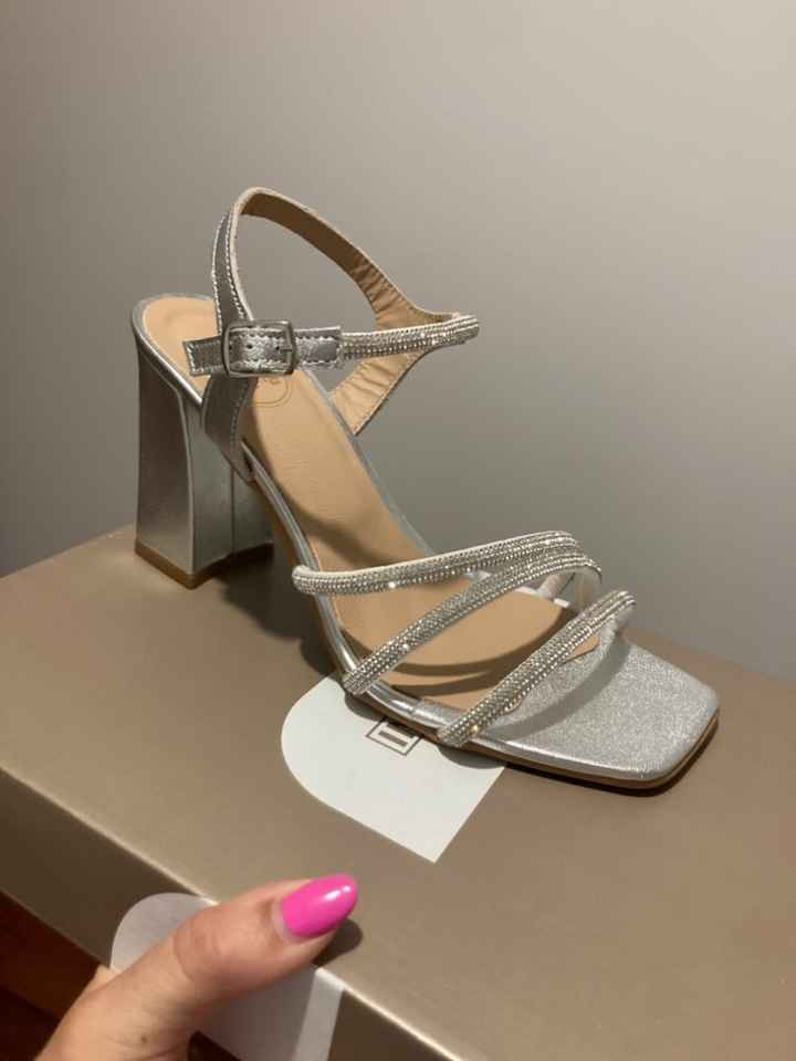 Sapatos - 1