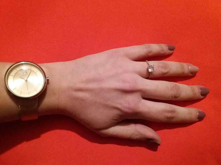 O que acham desta cor para as unhas? 💅🏻 - 1
