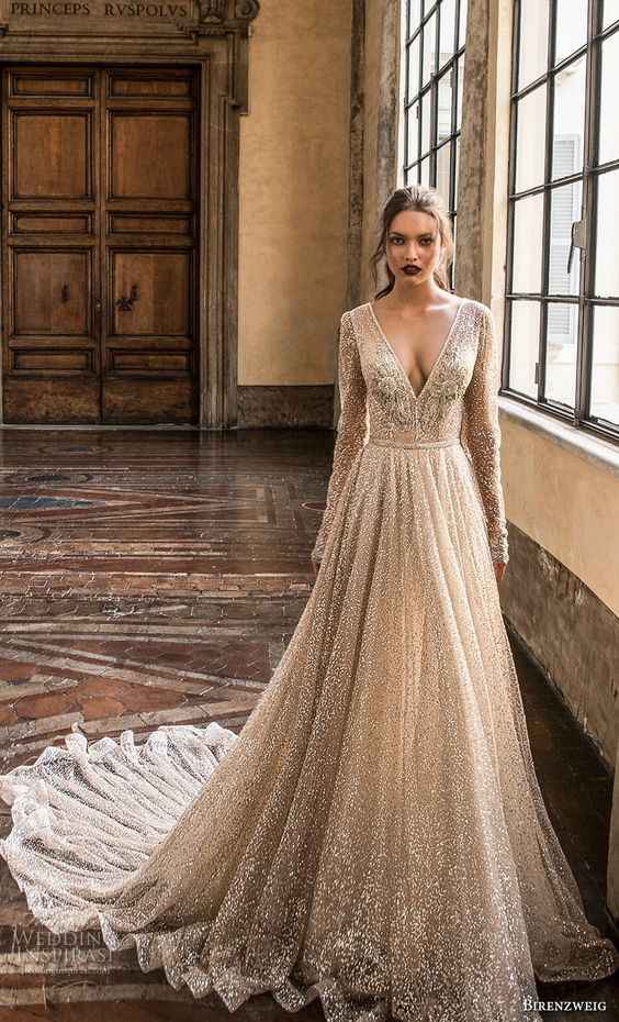 o Arco-íris 🌈 invade a Comunidade - Vestidos de Noiva Dourados - 1