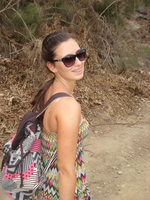 Eu toda feliz no início da caminhada