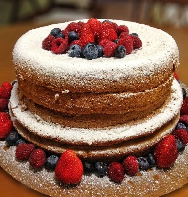 Naked cake