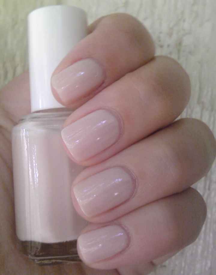 Unhas de gel, gelinho, verniz normal - 1