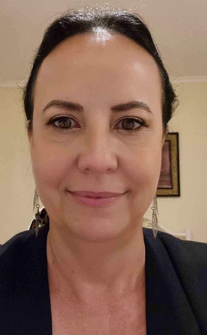 Preparação no dia c - make e cabelo - 1